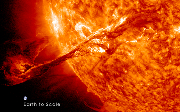 spectacular-solar-prominence-photos-august-31-2012-2